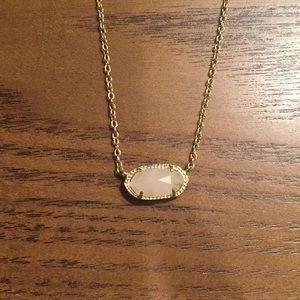 Kendra Scott necklace